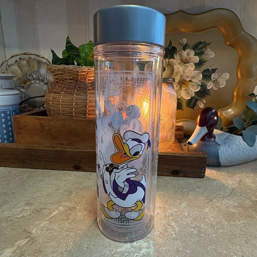 Disneyland Mickey Mouse and Friends Disney 100 Years Of Wonder Water Bottle New - Picture 3 of 9